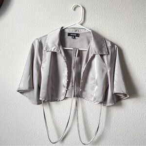 Missguided Size 0 Cropped Top Blouse Light Grey tie waist Button up